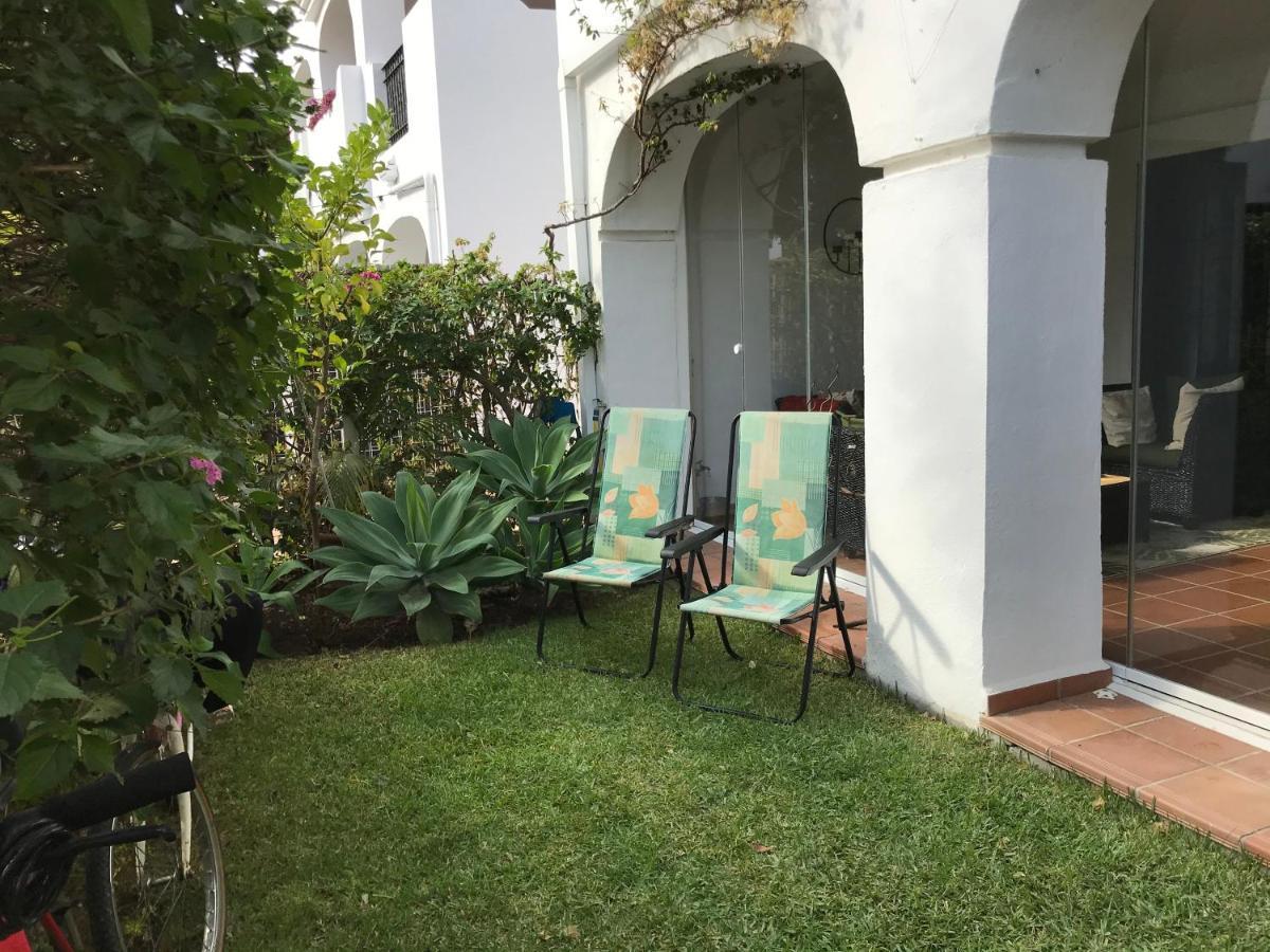 2 bed Apartment in San Pedro Marbella Esterno foto