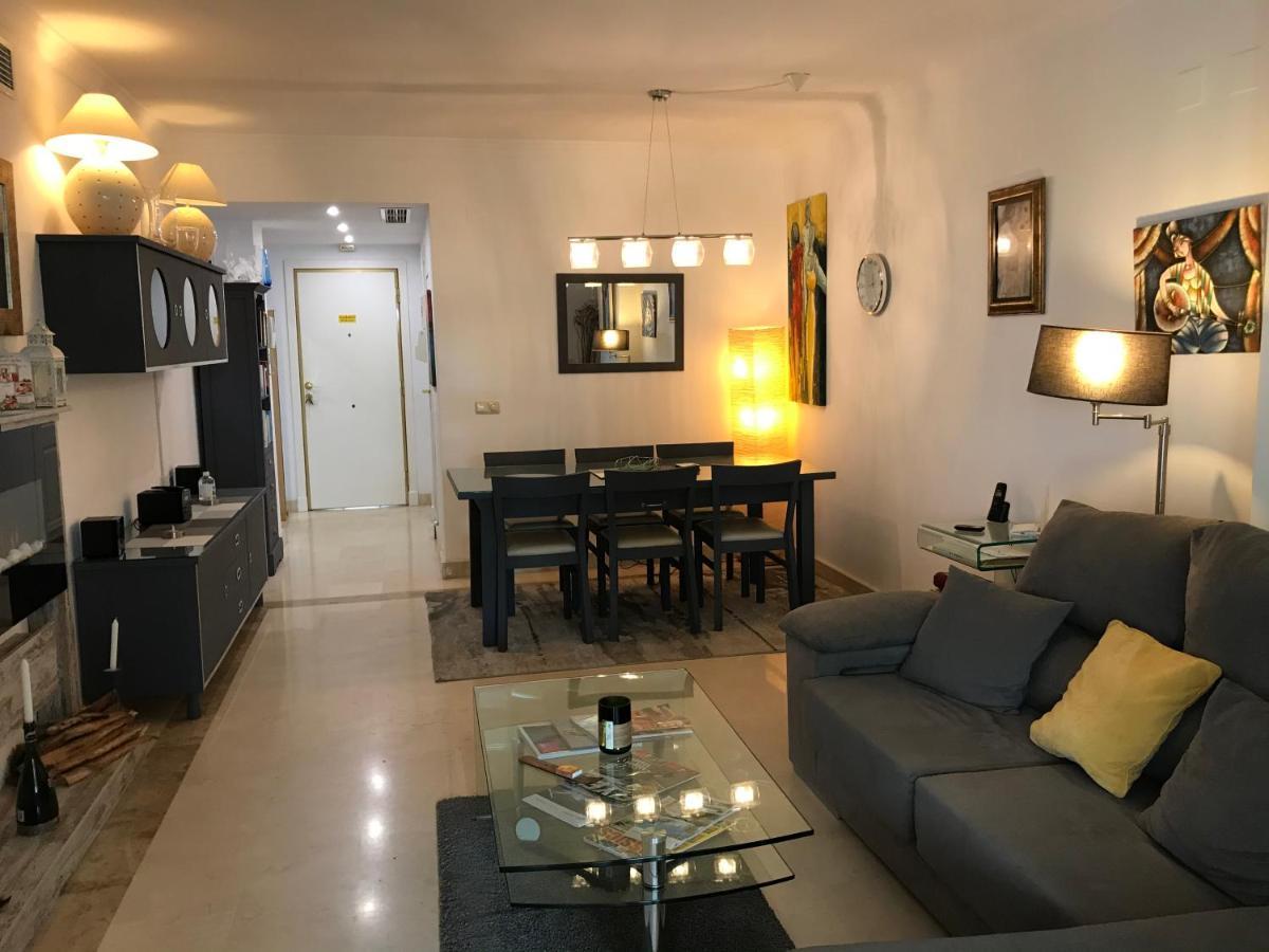 2 bed Apartment in San Pedro Marbella Esterno foto