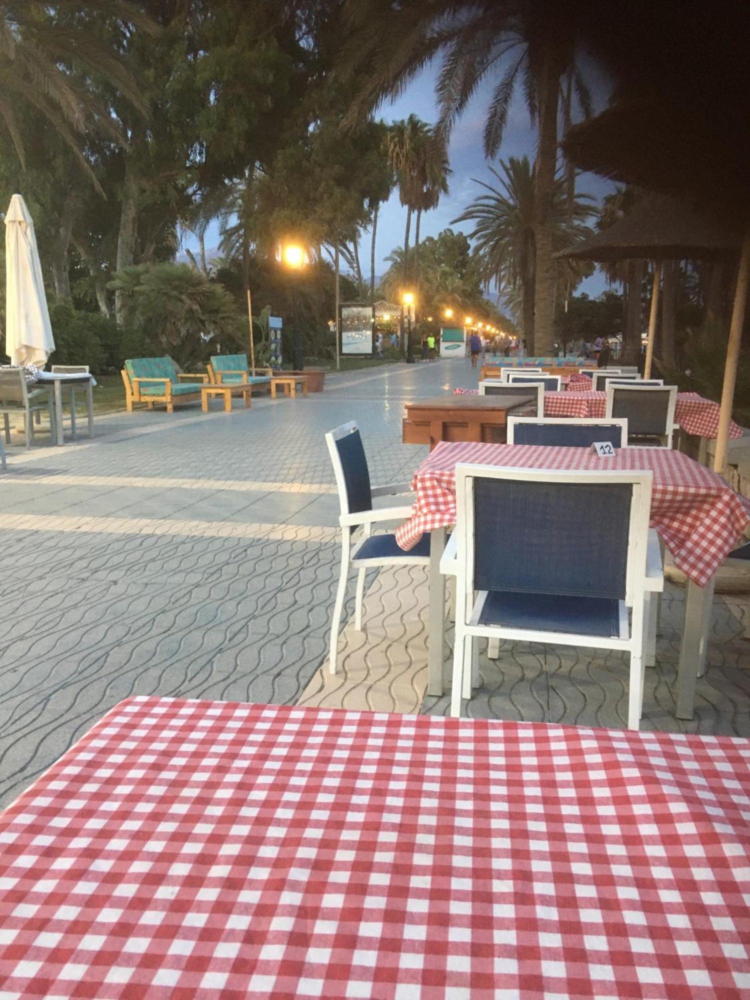 2 bed Apartment in San Pedro Marbella Esterno foto